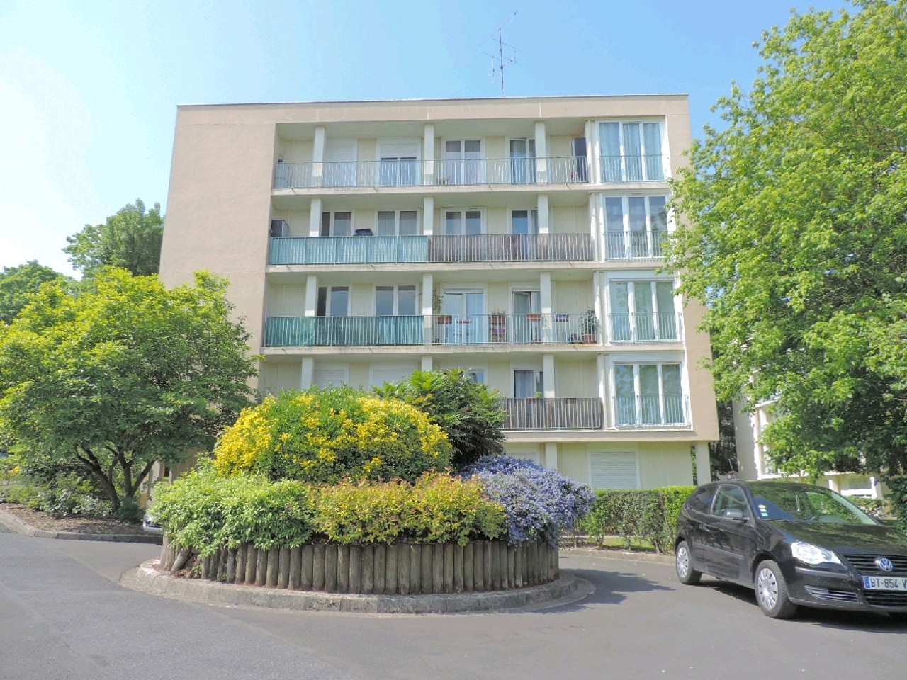 Vente EXCLUSIVITE SAINT BRICE SOUS FORET Dans une résidence
